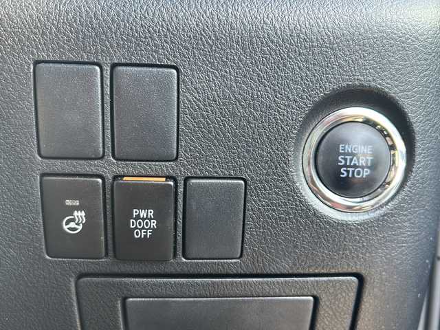 トヨタ ヴェルファイア Z Gエディション 愛知県 2017(平29)年 6.5万km ブラック /ワンオーナー//純正ナビ/フルセグTV/　(NSZT-Y64T)//Bluetooth//バックカメラ//ビルトインETC//純正フリップダウンモニター/　(V11T-R62G)//クルーズコントロール//クリアランスソナー//1・2列目パワーシート//ステアリングヒーター//両側パワースライドドア//パワーバックドア//電子パーキング//ブレーキホールド//100Vコンセント//黒合皮ハーフレザーシート//コンビステアリング//純正18インチアルミ//純正フロアマット//純正ドアバイザー//新車保証書/取扱説明書//スペアキー