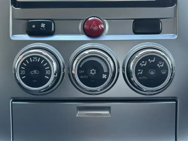 三菱 デリカＤ：５ D－Power package 道東・釧路十勝 2014(平26)年 6.5万km ウォームホワイトパール 4WD/社外SDナビ/(CD/DVD/SD/BT)/フルセグTV/バックカメラ/両側パワースライドドア/パドルシフト/オートライト/HIDヘッドライト/フロントフォグランプ/純正AW付き18インチ/前席シートヒーター/スマートキー/スペアキー/純正フロアマット