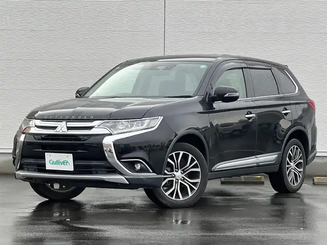 三菱 アウトランダー 24G ナビパッケージ 秋田県 2017(平29)年 5.6万km アメジストブラック 純正ナビ/衝突軽減システム/LEDヘッドライト/４WD/スマートキー/フルセグ/全方位カメラ/純正アルミ/ブラインドスポットモニター/レーンキープアシスト/アイドリングストップ/パーキングアシスト/クルーズコントロール/ステアリングスイッチ/ステアリングヒーター/プッシュスタート/コーナーセンサー/ETC/純正フロアマット/純正ドアバイザー/電動リアゲート/MTモード付AT/パドルシフト/横滑り防止/盗難防止装置/純正エンジンスターター/オートライト/オートエアコン/パワーステアリング/パワーウィンドウ/電動格納ウィンカーミラー/保証書/取扱説明書/記録簿