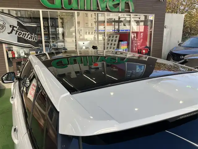 ランドローバー レンジローバーイヴォーク ダイナミック 神奈川県 2015(平27)年 6.5万km ユーロンホワイト 純正ナビ/(FM/AM/CD/DVD/BT/フルセグ)/バック/サイドカメラ/MERIDIANスピーカー/前後コーナーセンサー/クルーズコントロール/パドルシフト/本革シート/前席電動シート/シートメモリー/ガラスルーフ/パワーバックドア/フォグランプ/スペアキー×１