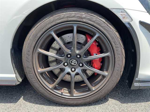 トヨタ ８６ GR 広島県 2018(平30)年 7.9万km クリスタルホワイトパール リアウイング/レッド塗装ブレーキキャリパー/フルエアロ/CHUHATSUダウンサス/柿本改マフラー/カーボン調ラッピングトランク/シーケンシャルウインカー/GR仕様RECAROシート/ECLIPSEナビ（CD/DVD/フルセグTV/Bluetooth）/バックカメラ/ETC/クルーズコントロール/オートライト/純正17インチAW/プッシュスタート/スペアキー