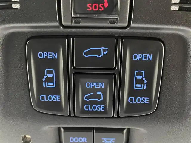 トヨタ アルファード S Cパッケージ 茨城県 2021(令3)年 3.3万km ブラック サンルーフ　/デジタルインナーミラー/純正１２．１インチフリップダウンモニター/純正９インチディスプレイオーディオ/【ナビ/フルセグTV/BT/CD/DVD/Carplay/USB】/衝突軽減ブレーキ　/両側電動スライドドア　/レーダークルーズコントロール　/ＥＴＣ　/前席パワーシート/前席シートヒーター　/前席エアシート　/ステアリングヒーター/ＬＥＤヘッドライト　/バックカメラ/スマートキー×1/ドライブレコーダー（前後）/ブラインドスポットモニター/保証書