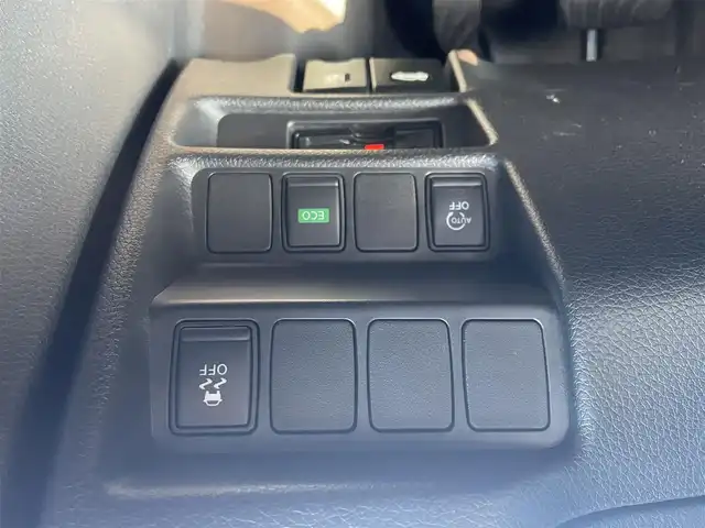 日産 エクストレイル 20X 宮崎県 2014(平26)年 7.5万km ダイヤモンドブラック 純正ナビ/(FM.AM.Bluetooth.SD.CD.DVD)/フルセグTV/バックカメラ/4WD/ETC/ドライブレコーダー(前方)/シートヒーター/後部座席モニター/スマートキー/オートライト/ダウンヒルアシストコントロール/パワーステアリング/パワーウィンドウ/アイドリングストップ/フロアマット純正/アルミホイール純正/LEDヘッドライト純正/エアバック（ダブル）/ルーフレール/横滑り防止機能/AAC
