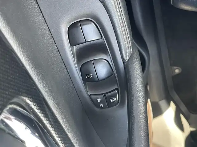日産 エクストレイル 20X 宮崎県 2014(平26)年 7.5万km ダイヤモンドブラック 純正ナビ/(FM.AM.Bluetooth.SD.CD.DVD)/フルセグTV/バックカメラ/4WD/ETC/ドライブレコーダー(前方)/シートヒーター/後部座席モニター/スマートキー/オートライト/ダウンヒルアシストコントロール/パワーステアリング/パワーウィンドウ/アイドリングストップ/フロアマット純正/アルミホイール純正/LEDヘッドライト純正/エアバック（ダブル）/ルーフレール/横滑り防止機能/AAC