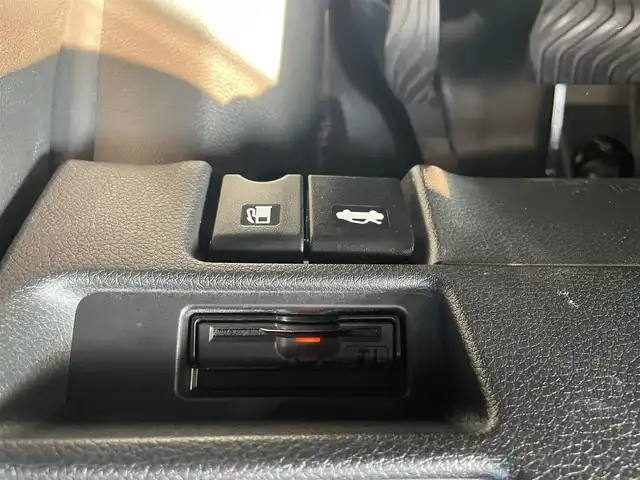 日産 エクストレイル 20X 宮崎県 2014(平26)年 7.5万km ダイヤモンドブラック 純正ナビ/(FM.AM.Bluetooth.SD.CD.DVD)/フルセグTV/バックカメラ/4WD/ETC/ドライブレコーダー(前方)/シートヒーター/後部座席モニター/スマートキー/オートライト/ダウンヒルアシストコントロール/パワーステアリング/パワーウィンドウ/アイドリングストップ/フロアマット純正/アルミホイール純正/LEDヘッドライト純正/エアバック（ダブル）/ルーフレール/横滑り防止機能/AAC