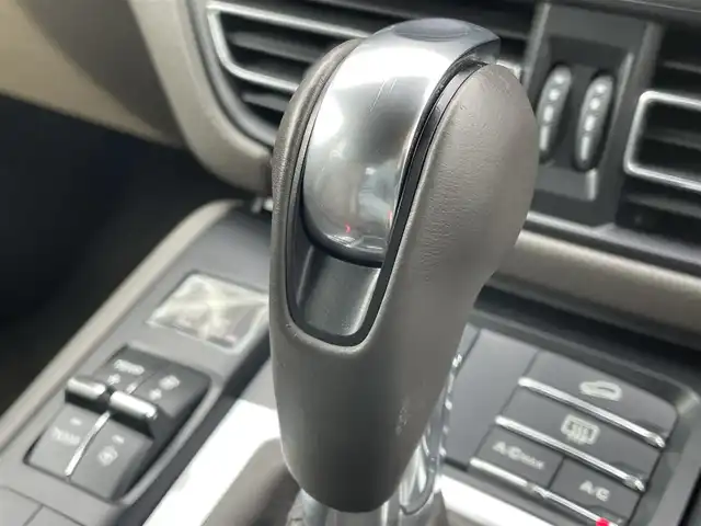 ポルシェ マカン 東京都 2019(令1)年 4.1万km 青 純正ナビ/３６０°カメラ/フルレザーシート/ベンチレーター/１４ＷＡＹメモリーシート/２０インチＡＷ/パワーテールゲート/ドライブレコーダー/ＥＴＣ