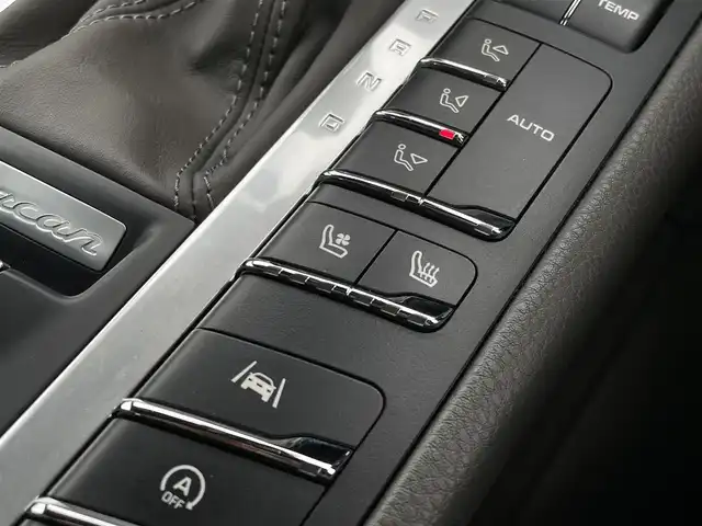 ポルシェ マカン 東京都 2019(令1)年 4.1万km 青 純正ナビ/３６０°カメラ/フルレザーシート/ベンチレーター/１４ＷＡＹメモリーシート/２０インチＡＷ/パワーテールゲート/ドライブレコーダー/ＥＴＣ