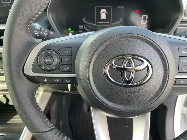 トヨタ ライズ Z 熊本県 2025(令7)年 0.1千km ブラックマイカメタリック/シャイニングホワイトパール ワンオーナー/プッシュスタート/純正ディスプレイオーディオ/全方位カメラ/純正17インチAW/レーダークルーズ/前席シートヒーター/LEDヘッドライト/オートライト/フォグライト/横滑り防止装置/ウィンカーミラー/純正フロアマット/新車保証書/取扱説明書/スマートスペアキー×1本