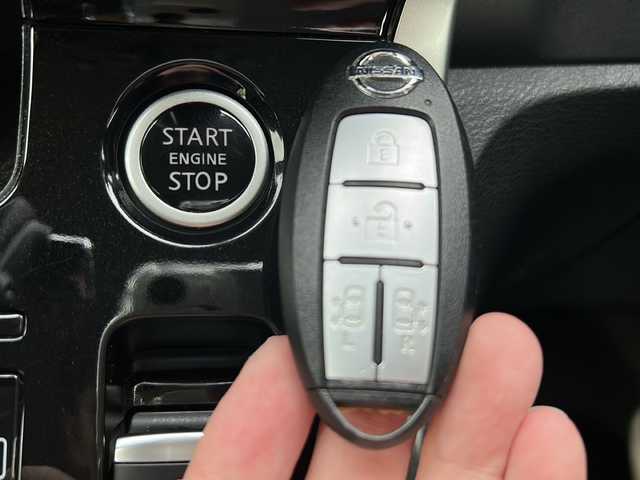 日産 セレナ ハイウェイスター プロパイロットED 埼玉県 2016(平28)年 4.8万km ブリリアントホワイトパール ワンオーナー/フルセグテレビ/バックカメラ/フリップダウンモニター/アイドリングストップ/ウィンカーミラー/クルーズコントロール/プッシュスタート/両側パワースライドドア