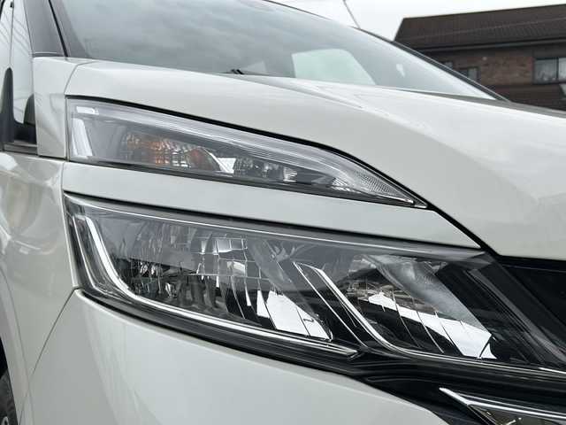 日産 セレナ ハイウェイスター プロパイロットED 埼玉県 2016(平28)年 4.8万km ブリリアントホワイトパール ワンオーナー/フルセグテレビ/バックカメラ/フリップダウンモニター/アイドリングストップ/ウィンカーミラー/クルーズコントロール/プッシュスタート/両側パワースライドドア