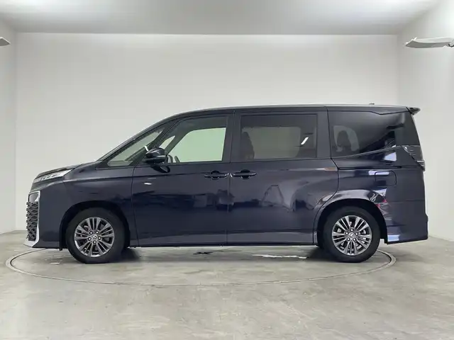 トヨタ ヴォクシー S－G 群馬県 2022(令4)年 3.1万km スパークリングブラックパールクリスタルシャイン 純正ナビ　純正１３．２型後席モニター　全周囲カメラ　快適利パッケージ　アダプティブクルーズコントロール　シートヒーター　両側パワースライドドア　前後ドライブレコーダー　ＥＴＣ２．０　ＬＥＤ　禁煙車