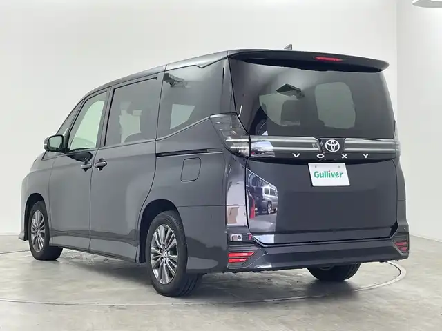 トヨタ ヴォクシー S－G 群馬県 2022(令4)年 3.1万km スパークリングブラックパールクリスタルシャイン 純正ナビ　純正１３．２型後席モニター　全周囲カメラ　快適利パッケージ　アダプティブクルーズコントロール　シートヒーター　両側パワースライドドア　前後ドライブレコーダー　ＥＴＣ２．０　ＬＥＤ　禁煙車