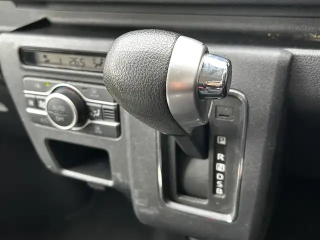 ダイハツ アトレー バン RS 大阪府 2022(令4)年 2.6万km オフビートカーキM メモリナビ(KXM-E505W)/BT/CD/DVD/SD/USB/TV/バックカメラ/前後ドラレコ(ZDR026)/両側パワースライドドア/追従機能付きクルーズコントロール/レーンキープアシスト/前後コーナーセンサー/フルフラットシート/純正フロアマット/LEDヘッドライト/オートライト/オートハイビーム/フロントフォグ/プッシュスタート/スマートキー×４/社外14インチAW/電格ミラー/ETC