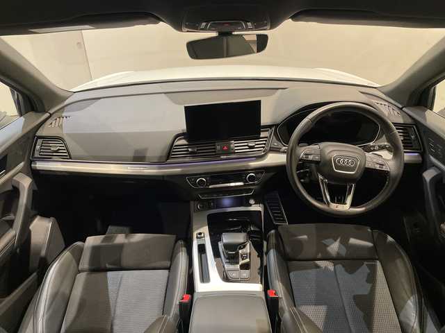 アウディ アウディ Ｑ５ SB 40TDIクワトロ Sライン 新潟県 2022(令4)年 2.2万km グレイシアホワイトメタリック S line plus パッケージ/・アーティフィシャルインテリアレザー/ （ドアアームレスト/センターコンソール）/・シートヒーター（フロント/リヤ）/・アコースティックガラス（フロントサイド）/マトリクスLEDヘッドライトパッケージ/・マトリクスLEDヘッドライト//ダイナミックターンインディケーター（フロント/リヤ）/・ヘッドライトウォッシャー/オプション20インチアルミホイール/MMI ナビゲーション/・Apple Car Play/・Android Auto/・バーチャルコックピットプラス/・サラウンドビューカメラ/アダプティブクルーズコントロール/アクティブレーンアシスト/パークアシスト/ETC2.0