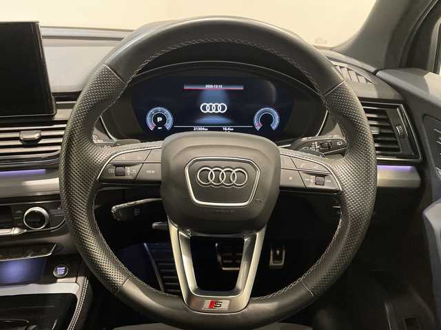 アウディ アウディ Ｑ５ SB 40TDIクワトロ Sライン 新潟県 2022(令4)年 2.2万km グレイシアホワイトメタリック S line plus パッケージ/・アーティフィシャルインテリアレザー/ （ドアアームレスト/センターコンソール）/・シートヒーター（フロント/リヤ）/・アコースティックガラス（フロントサイド）/マトリクスLEDヘッドライトパッケージ/・マトリクスLEDヘッドライト//ダイナミックターンインディケーター（フロント/リヤ）/・ヘッドライトウォッシャー/オプション20インチアルミホイール/MMI ナビゲーション/・Apple Car Play/・Android Auto/・バーチャルコックピットプラス/・サラウンドビューカメラ/アダプティブクルーズコントロール/アクティブレーンアシスト/パークアシスト/ETC2.0