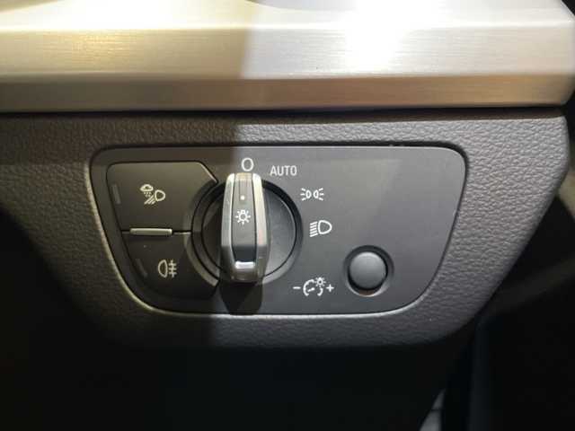 アウディ アウディ Ｑ５ SB 40TDIクワトロ Sライン 新潟県 2022(令4)年 2.2万km グレイシアホワイトメタリック S line plus パッケージ/・アーティフィシャルインテリアレザー/ （ドアアームレスト/センターコンソール）/・シートヒーター（フロント/リヤ）/・アコースティックガラス（フロントサイド）/マトリクスLEDヘッドライトパッケージ/・マトリクスLEDヘッドライト//ダイナミックターンインディケーター（フロント/リヤ）/・ヘッドライトウォッシャー/オプション20インチアルミホイール/MMI ナビゲーション/・Apple Car Play/・Android Auto/・バーチャルコックピットプラス/・サラウンドビューカメラ/アダプティブクルーズコントロール/アクティブレーンアシスト/パークアシスト/ETC2.0