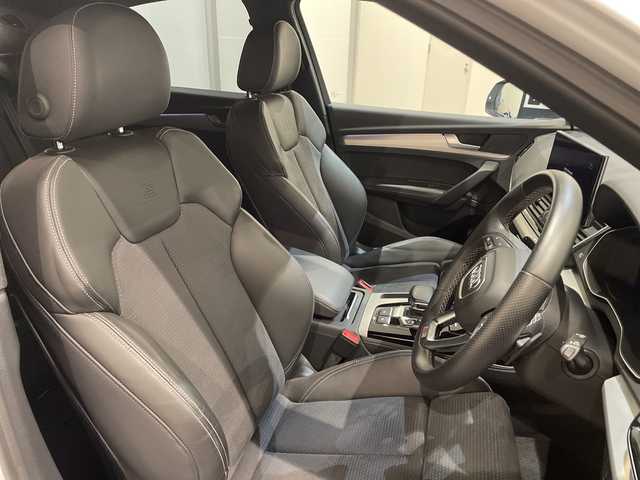 アウディ アウディ Ｑ５ SB 40TDIクワトロ Sライン 新潟県 2022(令4)年 2.2万km グレイシアホワイトメタリック S line plus パッケージ/・アーティフィシャルインテリアレザー/ （ドアアームレスト/センターコンソール）/・シートヒーター（フロント/リヤ）/・アコースティックガラス（フロントサイド）/マトリクスLEDヘッドライトパッケージ/・マトリクスLEDヘッドライト//ダイナミックターンインディケーター（フロント/リヤ）/・ヘッドライトウォッシャー/オプション20インチアルミホイール/MMI ナビゲーション/・Apple Car Play/・Android Auto/・バーチャルコックピットプラス/・サラウンドビューカメラ/アダプティブクルーズコントロール/アクティブレーンアシスト/パークアシスト/ETC2.0