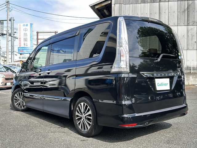 日産 セレナ ハイウェイスター Sハイブリッド 埼玉県 2014(平26)年 7.2万km ダイヤモンドブラック 外部検査実施済み/後期型/ハイブリッドモデル/エマージェンシーブレーキ/レーンキープアシスト/クルーズコントロール/純正ナビTV/純正フリップダウンモニター/純正16インチアルミホイール/両側電動スライドドア/LEDヘッドライト/フォグランプ/バックカメラ/オートライト/プッシュスタート/スマートキー/電動格納ミラー/ETC/アイドリングストップ
