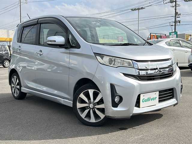 三菱 ｅＫカスタム T 山口県 2014(平26)年 4.6万km クールシルバーメタリック バックカメラ/ウインカーミラー/純正15インチホイール/スマートキー/純正フロアマット/ドアバイザー