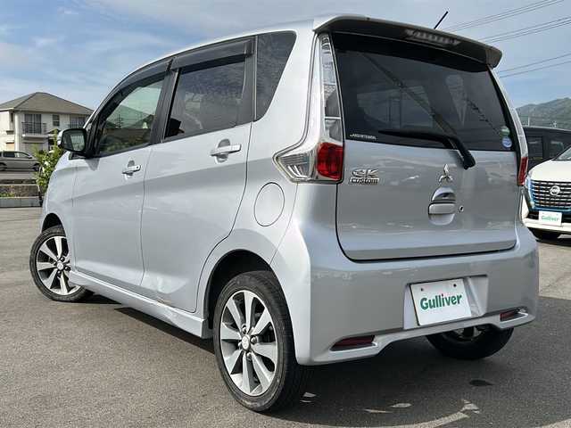 三菱 ｅＫカスタム T 山口県 2014(平26)年 4.6万km クールシルバーメタリック バックカメラ/ウインカーミラー/純正15インチホイール/スマートキー/純正フロアマット/ドアバイザー