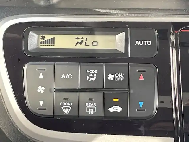 ホンダ Ｎ ＢＯＸ カスタム G Lパッケージ 三重県 2012(平24)年 8.5万km プレミアムゴールドパープルパール (株)IDOMが運営する【じしゃロン四日市店】の自社ローン専用車両になります。こちらは現金またはオートローンご利用時の価格です。自社ローンご希望の方は別途その旨お申付け下さい/純正SDナビ【CD/DVD】/バックカメラ/ETC/プッシュスタート/スマートキー/ステアリングスイッチ/片側パワースライドドア