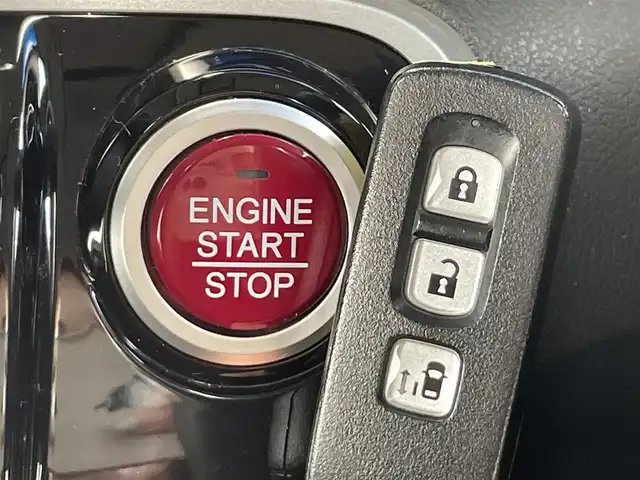 ホンダ Ｎ ＢＯＸ カスタム G Lパッケージ 三重県 2012(平24)年 8.5万km プレミアムゴールドパープルパール (株)IDOMが運営する【じしゃロン四日市店】の自社ローン専用車両になります。こちらは現金またはオートローンご利用時の価格です。自社ローンご希望の方は別途その旨お申付け下さい/純正SDナビ【CD/DVD】/バックカメラ/ETC/プッシュスタート/スマートキー/ステアリングスイッチ/片側パワースライドドア