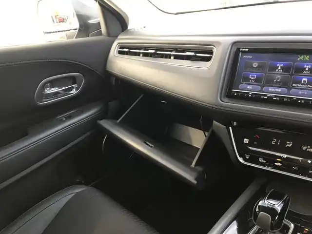 ホンダ ヴェゼル ハイブリッド Z ホンダセンシング 富山県 2020(令2)年 6.1万km オーロラアメジストメタリック 冬タイヤ車載/純正ナビ/フルセグTV/Bluetooth/バックカメラ/ドライブレコーダー/衝突被害軽減ブレーキ/レーンキープアシスト/レーダークルーズコントロール/ハーフレザーシート/革巻きステアリング/ステアリングスイッチ/プッシュスタート/スマートキー/LEDヘッドライト/オートライト/ETC