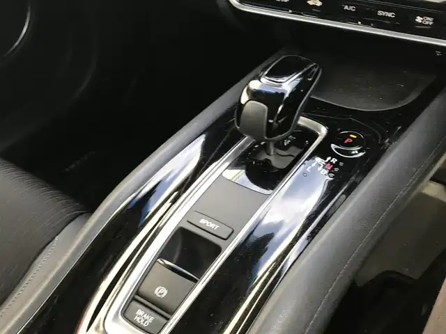 ホンダ ヴェゼル ハイブリッド Z ホンダセンシング 富山県 2020(令2)年 6.1万km オーロラアメジストメタリック 冬タイヤ車載/純正ナビ/フルセグTV/Bluetooth/バックカメラ/ドライブレコーダー/衝突被害軽減ブレーキ/レーンキープアシスト/レーダークルーズコントロール/ハーフレザーシート/革巻きステアリング/ステアリングスイッチ/プッシュスタート/スマートキー/LEDヘッドライト/オートライト/ETC