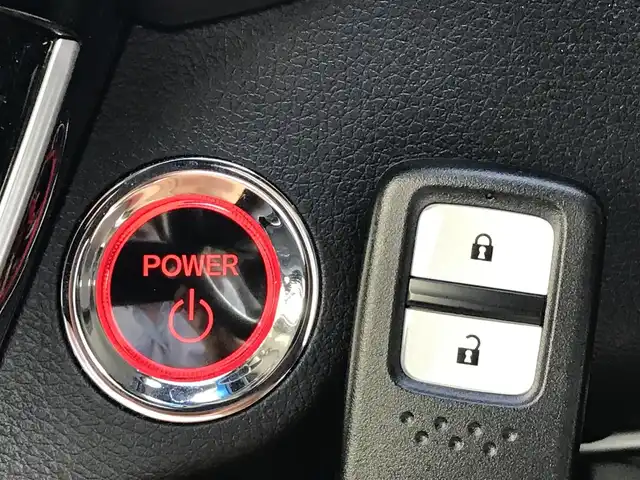 ホンダ ヴェゼル ハイブリッド Z ホンダセンシング 富山県 2020(令2)年 6.1万km オーロラアメジストメタリック 冬タイヤ車載/純正ナビ/フルセグTV/Bluetooth/バックカメラ/ドライブレコーダー/衝突被害軽減ブレーキ/レーンキープアシスト/レーダークルーズコントロール/ハーフレザーシート/革巻きステアリング/ステアリングスイッチ/プッシュスタート/スマートキー/LEDヘッドライト/オートライト/ETC