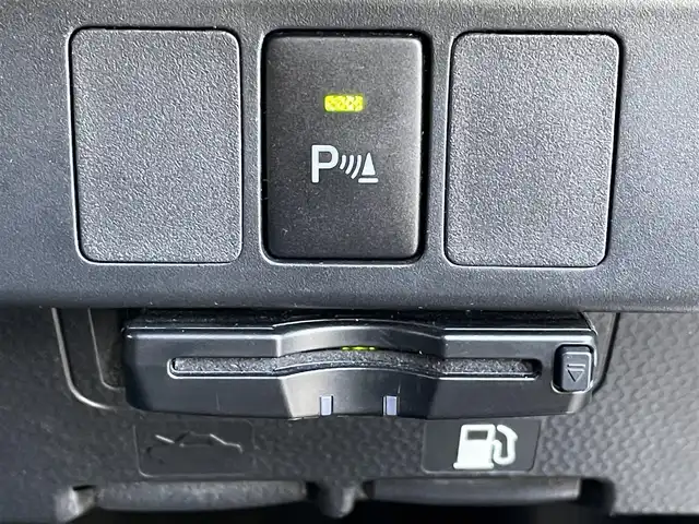 トヨタ ルーミー カスタムG 岡山県 2021(令3)年 4.6万km パールホワイトⅢ 純正9インチナビ　NSZT-Y66T/フルセグTV、CD、DVD、Bluetooth、AM、FM/全方位カメラ/ETC/両側パワースライドドア/レーダークルーズコントロール/トヨタセーフティセンス/プリクラッシュセーフティ