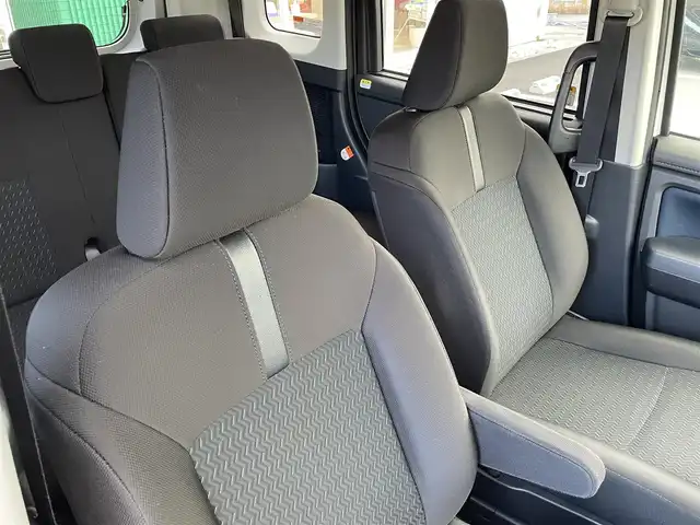 トヨタ ルーミー カスタムG 岡山県 2021(令3)年 4.6万km パールホワイトⅢ 純正9インチナビ　NSZT-Y66T/フルセグTV、CD、DVD、Bluetooth、AM、FM/全方位カメラ/ETC/両側パワースライドドア/レーダークルーズコントロール/トヨタセーフティセンス/プリクラッシュセーフティ