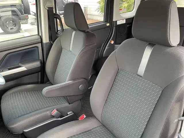 トヨタ ルーミー カスタムG 岡山県 2021(令3)年 4.6万km パールホワイトⅢ 純正9インチナビ　NSZT-Y66T/フルセグTV、CD、DVD、Bluetooth、AM、FM/全方位カメラ/ETC/両側パワースライドドア/レーダークルーズコントロール/トヨタセーフティセンス/プリクラッシュセーフティ