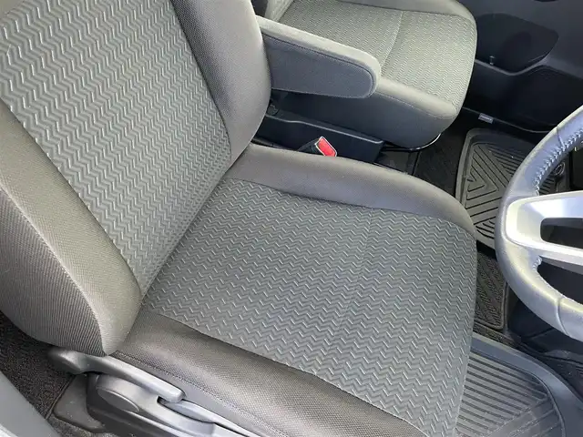 トヨタ ルーミー カスタムG 岡山県 2021(令3)年 4.6万km パールホワイトⅢ 純正9インチナビ　NSZT-Y66T/フルセグTV、CD、DVD、Bluetooth、AM、FM/全方位カメラ/ETC/両側パワースライドドア/レーダークルーズコントロール/トヨタセーフティセンス/プリクラッシュセーフティ