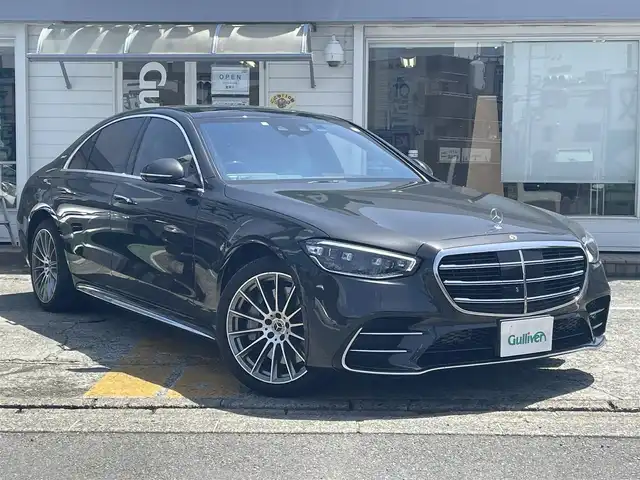 メルセデス・ベンツ Ｍ・ベンツ Ｓ５００ 4マチック 神奈川県 2023(令5)年 1.1万km グレー ワンオーナー/ベーシックパッケージ/　・パノラミックスライディングルーフ/　・シートベンチレーター/　・全席シートヒーター/　・アンビエントライト/AMGラインパッケージ/　・本革巻ウッドステアリング/　・20インチAMGアルミホイール/ナッパーレザーシート/ブルメスターサウンドシステム/ステアリングヒーター/ヘッドアップディスプレイ/3Dコックピットディスプレイ/レーダーセフティパッケージ/360°カメラ/LEDヘッドライト/前席ワイヤレスチャージ/保証書/取扱説明書