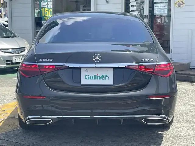 メルセデス・ベンツ Ｍ・ベンツ Ｓ５００ 4マチック 神奈川県 2023(令5)年 1.1万km グレー ワンオーナー/ベーシックパッケージ/　・パノラミックスライディングルーフ/　・シートベンチレーター/　・全席シートヒーター/　・アンビエントライト/AMGラインパッケージ/　・本革巻ウッドステアリング/　・20インチAMGアルミホイール/ナッパーレザーシート/ブルメスターサウンドシステム/ステアリングヒーター/ヘッドアップディスプレイ/3Dコックピットディスプレイ/レーダーセフティパッケージ/360°カメラ/LEDヘッドライト/前席ワイヤレスチャージ/保証書/取扱説明書