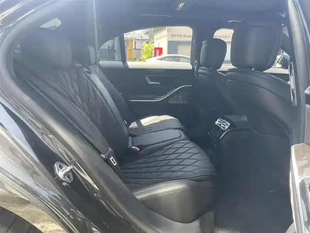 メルセデス・ベンツ Ｍ・ベンツ Ｓ５００ 4マチック 神奈川県 2023(令5)年 1.1万km グレー ワンオーナー/ベーシックパッケージ/　・パノラミックスライディングルーフ/　・シートベンチレーター/　・全席シートヒーター/　・アンビエントライト/AMGラインパッケージ/　・本革巻ウッドステアリング/　・20インチAMGアルミホイール/ナッパーレザーシート/ブルメスターサウンドシステム/ステアリングヒーター/ヘッドアップディスプレイ/3Dコックピットディスプレイ/レーダーセフティパッケージ/360°カメラ/LEDヘッドライト/前席ワイヤレスチャージ/保証書/取扱説明書