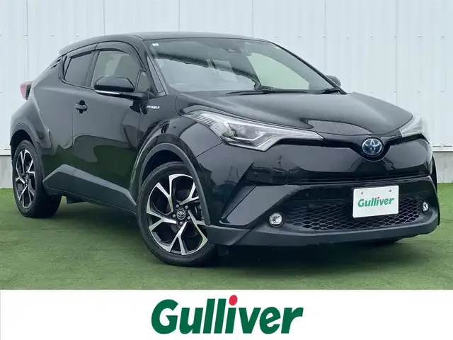 トヨタ Ｃ－ＨＲ S LEDパッケージ 香川県 2019(平31)年 6.4万km ブラックマイカ 登録時走行距離：63180km/ディーラー純正9型ナビ/　CD DVD BT フルセグTV/バックカメラ/規格外18インチアルミ/プリクラッシュセーティシステム/レーンキープアシスト/レーダークルーズコントロール/コーナーセンサー/オートハイビーム/LEDヘッドライト/オートライト/フォグランプ/前後ドライブレコーダー/ビルトインETC/オートホールド機能付き電子パーキングブレーキ/PWオールオート/ドアロック連動式オートリトラクタブル電動格納ウィンカーミラー/ドアバイザー/純正フロアマット/革巻きステアリング/ステアリングスイッチ/プッシュスタート/スマートキー/スペアキー