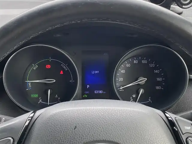 トヨタ Ｃ－ＨＲ S LEDパッケージ 香川県 2019(平31)年 6.4万km ブラックマイカ 登録時走行距離：63180km/ディーラー純正9型ナビ/　CD DVD BT フルセグTV/バックカメラ/規格外18インチアルミ/プリクラッシュセーティシステム/レーンキープアシスト/レーダークルーズコントロール/コーナーセンサー/オートハイビーム/LEDヘッドライト/オートライト/フォグランプ/前後ドライブレコーダー/ビルトインETC/オートホールド機能付き電子パーキングブレーキ/PWオールオート/ドアロック連動式オートリトラクタブル電動格納ウィンカーミラー/ドアバイザー/純正フロアマット/革巻きステアリング/ステアリングスイッチ/プッシュスタート/スマートキー/スペアキー
