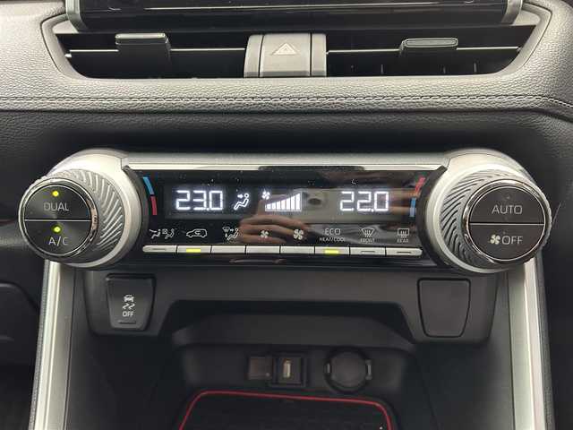 トヨタ ＲＡＶ４ ハイブリットX 鹿児島県 2021(令3)年 3.2万km グレーメタリック ワンオーナー/禁煙車/純正ディスプレイオーディオ/前後ドライブレコーダー/ビルトインETC2.0/モデリスタエアロ/Toyota Safety Sense/　・PCS/　・LTA/　・AHB/　・RSA/　・レーダークルーズコントロール/　・先行車発進告知/ステアリングリモコン/バックカメラ/電動格納ミラー/LEDヘッドライト/フロントフォグランプ