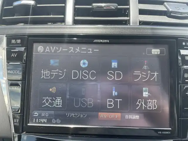 トヨタ プリウス α S 兵庫県 2013(平25)年 5.2万km グレーメタリック ALIPINEナビ(VIE-X008EX)/・フルセグTV/BT/CD/DVD/バックカメラ/前後ドライブレコーダー(ZDR-015)/純正フロアマット/ETC/オートライト/スマートキー/スペアキー1本