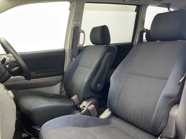 トヨタ ヴォクシー Z 煌 栃木県 2006(平18)年 14.2万km ブラック 純正HDDナビ/バックカメラ/ETC/ステアリングスイッチ/８人乗り/両側パワースライドドア