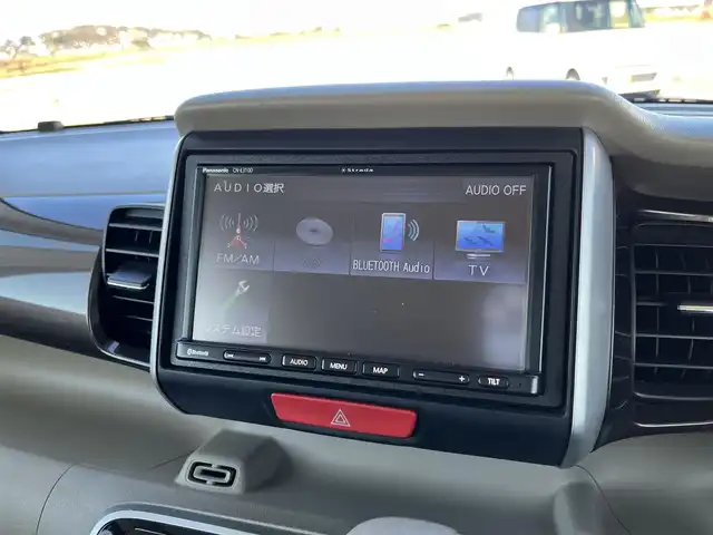 ホンダ Ｎ ＢＯＸ スラッシュ G・L ノヴァカントリースタイル 鳥取県 2019(令1)年 2.8万km プラチナホワイトパール ツートンカラー/社外ナビ/ワンセグ/ＣＤ/ＢＴ/ＵＳＢ/バックカメラ・ビルトインＥＴＣ/前席シートヒーター/ステアリングヒーター/安心パッケージ/シティーブレーキアシスト/キセノンヘットライト/オートライト/純正14インチアルミホイール/プッシュエンジンスタート/ウィンカーミラー