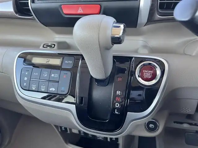 ホンダ Ｎ ＢＯＸ スラッシュ G・L ノヴァカントリースタイル 鳥取県 2019(令1)年 2.8万km プラチナホワイトパール ツートンカラー/社外ナビ/ワンセグ/ＣＤ/ＢＴ/ＵＳＢ/バックカメラ・ビルトインＥＴＣ/前席シートヒーター/ステアリングヒーター/安心パッケージ/シティーブレーキアシスト/キセノンヘットライト/オートライト/純正14インチアルミホイール/プッシュエンジンスタート/ウィンカーミラー