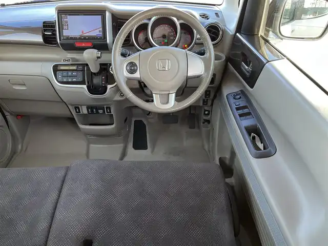 ホンダ Ｎ ＢＯＸ スラッシュ G・L ノヴァカントリースタイル 鳥取県 2019(令1)年 2.8万km プラチナホワイトパール ツートンカラー/社外ナビ/ワンセグ/ＣＤ/ＢＴ/ＵＳＢ/バックカメラ・ビルトインＥＴＣ/前席シートヒーター/ステアリングヒーター/安心パッケージ/シティーブレーキアシスト/キセノンヘットライト/オートライト/純正14インチアルミホイール/プッシュエンジンスタート/ウィンカーミラー