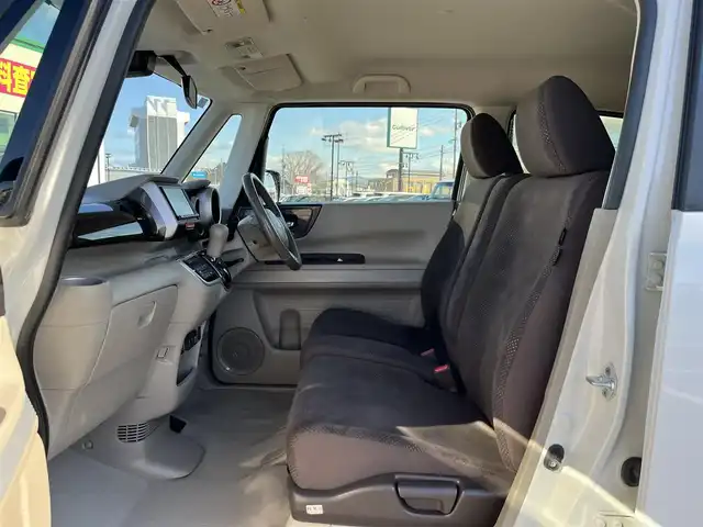 ホンダ Ｎ ＢＯＸ スラッシュ G・L ノヴァカントリースタイル 鳥取県 2019(令1)年 2.8万km プラチナホワイトパール ツートンカラー/社外ナビ/ワンセグ/ＣＤ/ＢＴ/ＵＳＢ/バックカメラ・ビルトインＥＴＣ/前席シートヒーター/ステアリングヒーター/安心パッケージ/シティーブレーキアシスト/キセノンヘットライト/オートライト/純正14インチアルミホイール/プッシュエンジンスタート/ウィンカーミラー