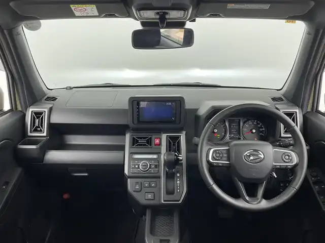 ダイハツ タフト G ターボ クロムベンチャー 大分県 2022(令4)年 4.1万km サンドベージュメタリック ガラスルーフ/ルーフレール/社外ディスプレイオーディオ/（Bluetooth/AM/FM)/スマートアシスト/・アダプティブクルーズコントロール/・車線逸脱警報/・レーンキープコントロール/・オートハイビーム/・衝突回避支援ブレーキ/・誤発進抑制機能/・前後コーナーセンサー/シートヒーター/電動パーキングブレーキ/オートブレーキホールド/LEDヘッドランプ/オートライト/純正アルミホイール/ETC/保証書・取扱説明書