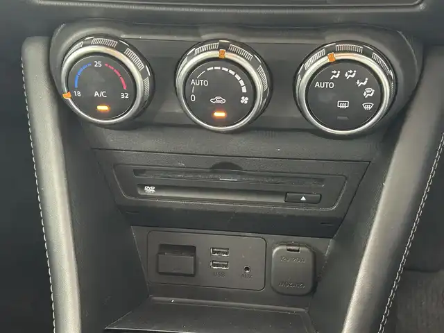 マツダ ＣＸ－３ 20S プロアクティブ 熊本県 2019(平31)年 5.7万km セラミックM ワンオーナー/純正メモリーナビ/　(AM/FM/CD/DVD/Bluetooth/iPod/フルセグTV)/フロント・バック・サイドカメラ/360度ビューモニター/i-アクティブセンス/・プリクラッシュセーフティ/・スマートシティブレーキサポート(前進/後退)/・マツダレーダークルーズコントロール/・ドライバーアテンションアラート/・車線逸脱警報/・交通標識認識/・車間認知支援/・アクティブドライビングディスプレイ/横滑り防止/パーキングセンサー/オートライト/アイドリングストップ/純正18インチアルミホイール/電格ウィンカーミラー/ドアバイザー/黒色ハーフレザーシート/パドルシフト/ステアリングスイッチ/ブレーキホールド/前方ドライブレコーダー/ビルトインETC/純正フロアマット/盗難防止装置/スペアキー×1/保証書/取扱説明書/ナビ取扱説明書