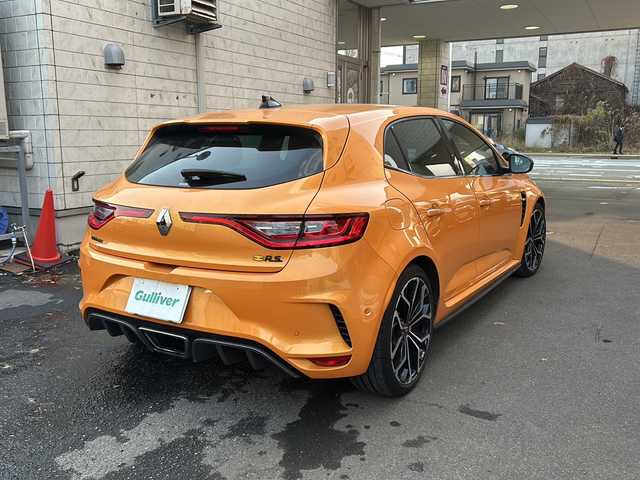 ルノー メガーヌ ルノー スポール 道央・札幌 2019(平31)年 3.7万km オレンジ RS/純正19インチAW/純正ディスプレイオーディオ/パドルシフト/パーキングアシスト/電動パーキング/ハンドルヒーター/シートヒーター/革巻きステアリング/ブラインドスポットモニター