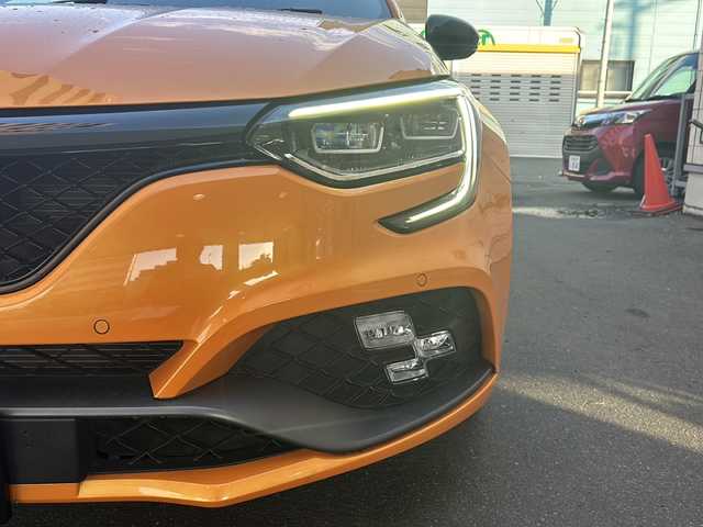 ルノー メガーヌ ルノー スポール 道央・札幌 2019(平31)年 3.7万km オレンジ RS/純正19インチAW/純正ディスプレイオーディオ/パドルシフト/パーキングアシスト/電動パーキング/ハンドルヒーター/シートヒーター/革巻きステアリング/ブラインドスポットモニター