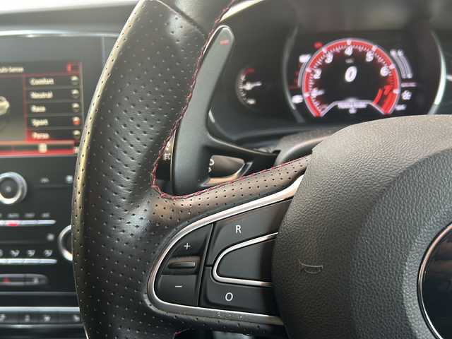 ルノー メガーヌ ルノー スポール 道央・札幌 2019(平31)年 3.7万km オレンジ RS/純正19インチAW/純正ディスプレイオーディオ/パドルシフト/パーキングアシスト/電動パーキング/ハンドルヒーター/シートヒーター/革巻きステアリング/ブラインドスポットモニター